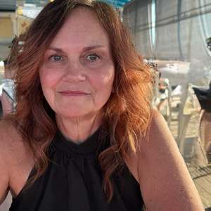 Meet your Posher, Elisa